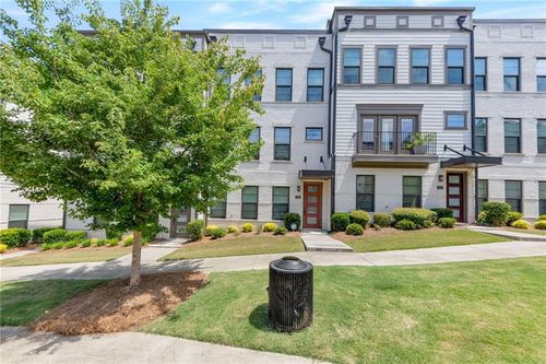 2130 Holtz Ln, Atlanta, GA, 30318-9305 | Card Image