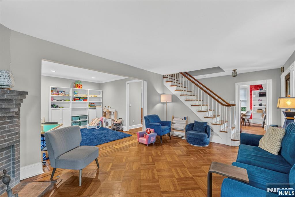Residential in Ridgewood 5