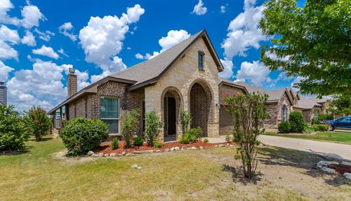 225 Dakota Dr, Waxahachie, TX, 75167-0128 | Card Image