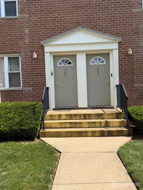 3b-21 York Dr, Edison, NJ, 08817-4956 | Card Image