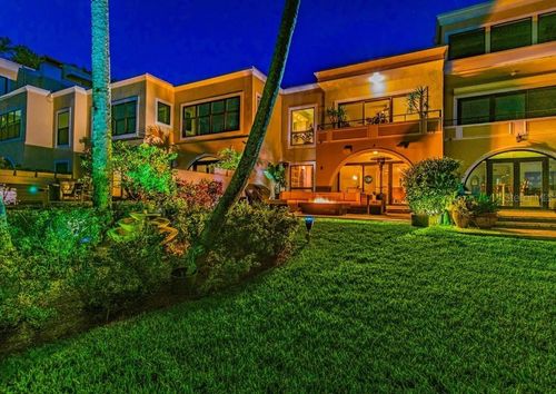 2813-2813 W Hawthorne Rd, Tampa, FL, 33611-2827 | Card Image