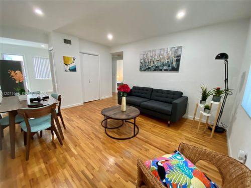 1-215 Antilla Ave, Coral Gables, FL, 33134-3220 | Card Image