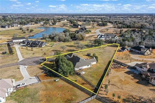 17724 April Vista Ct, College Station, TX, 77845-2171 | Card Image