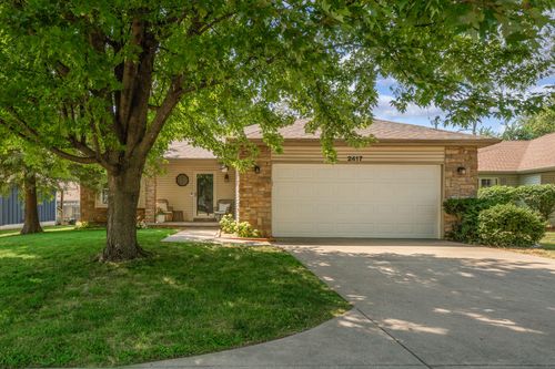 2417 S Fremont Ave, Springfield, MO, 65804-3105 | Card Image