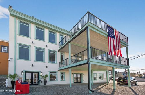 21-1721 W Front St, Keyport, NJ, 07735-1294 | Card Image