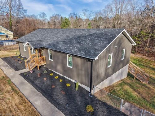 203 Church St S, Stoneville, NC, 27048-7596 | Card Image