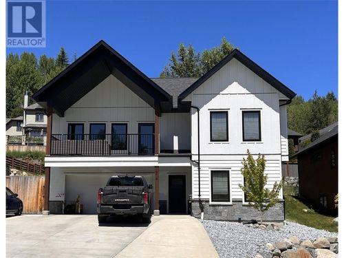 914 Redstone Dr, Rossland, BC, V0G1Y0 | Card Image