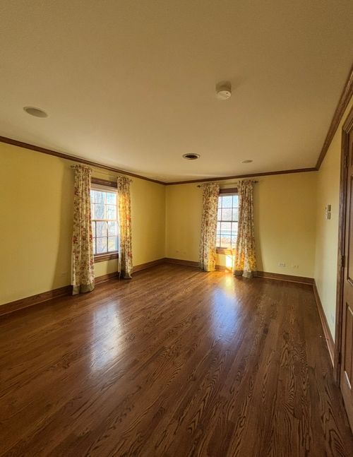 310 Prairie Ave, Joliet, IL, 60435-6942 | Card Image