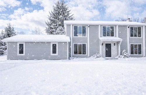 351 Monroe Wayne County Line Rd, Macedon, NY, 14502-9003 | Card Image