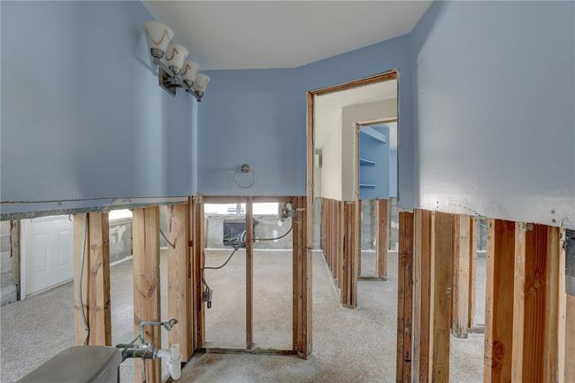 13313 2 Nd St E, House other with 2 bedrooms, 1 bathrooms and null parking in Madeira Beach FL | Image 19