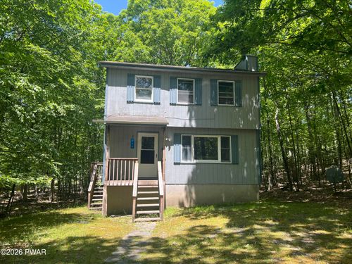 111 Rays Pl, Dingmans Ferry, PA, 18328-4314 | Card Image