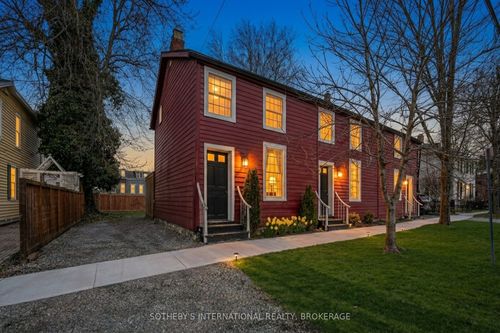 119 Johnson St, Niagara on the Lake, ON, L0S1J0 | Card Image