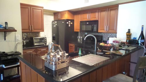 apt-212-2600 S University Dr, Davie, FL, 33328-1465 | Card Image