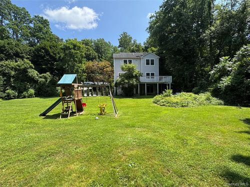 275 Croton Dam Rd, Ossining, NY, 10562-1703 | Card Image