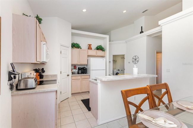 908 Andalusia Loop, House other with 4 bedrooms, 3 bathrooms and null parking in DAVENPORT FL | Image 8