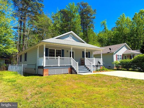 2005 Mckinney Blvd, COLONIAL BEACH, VA, 22443-1528 | Card Image