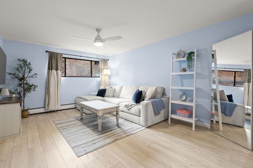 apt-6-400 Savin Hill Ave, Boston, MA, 02125-3325 | Card Image