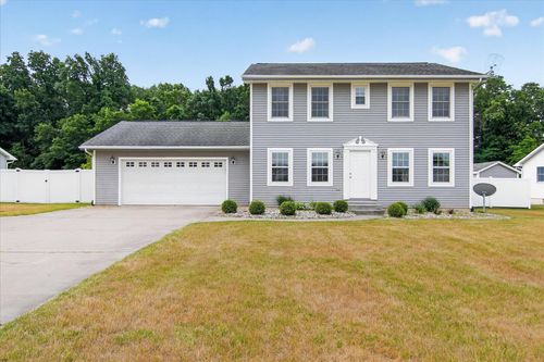 2066 Friar Tuck Cir, Adrian, MI, 49221-2754 | Card Image