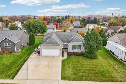513 Parkview Drive, Johnson Creek, WI, 53038 | Card Image