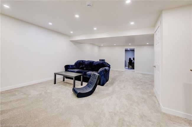 7664 Maltby Rd E, House other with 4 bedrooms, 3 bathrooms and 12 parking in Puslinch ON | Image 33
