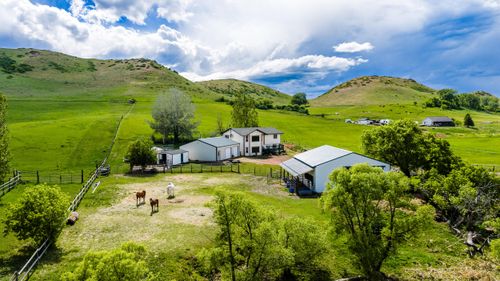 24 N Rail Rd, Banner, WY, 82832-9730 | Card Image