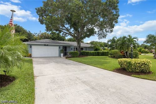 4557 Eagle Key Cir, NAPLES, FL, 34112-5204 | Card Image