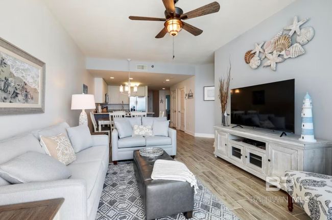 Living Room | Image 8