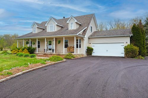 4335 Dauncy Rd, Flat Rock, MI, 48134-9643 | Card Image
