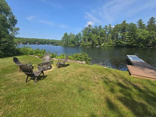 884 Transalpine Rd, Lincoln, ME, 04457-4415 | Card Image