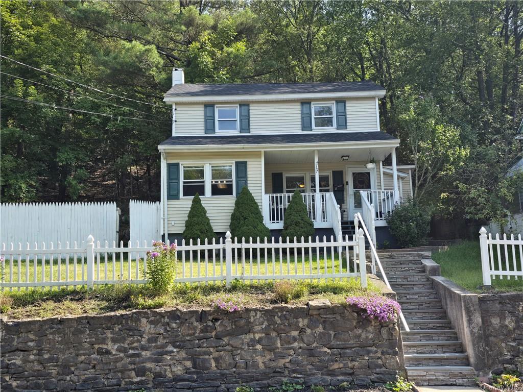 Grandview Ave, Port Jervis, NY 12771
