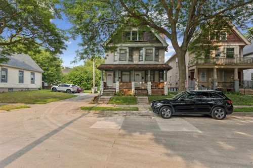 3058 N Richards Street, MILWAUKEE, WI, 53212 | Card Image