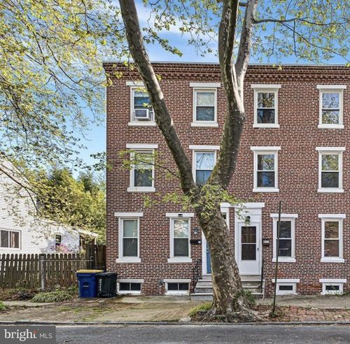 921 Gray St, Historic New Castle, DE, 19720-6035 | Card Image