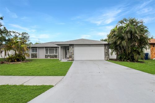 7036 13th St E, SARASOTA, FL, 34243-5005 | Card Image
