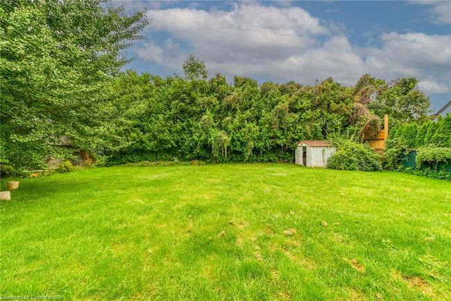 7 Robinson St S, House other with 6 bedrooms, 2 bathrooms and 8 parking in Grimsby ON | Image 50