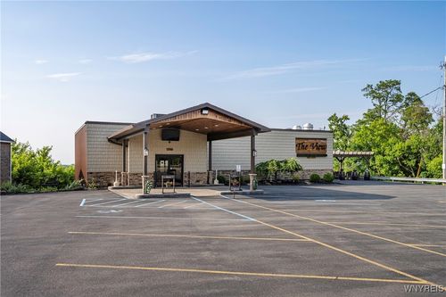2943 Upper Mountain Rd, Sanborn, NY, 14132-9311 | Card Image