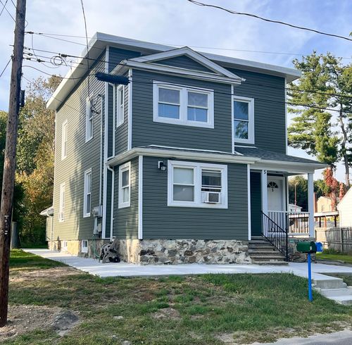5 Pinehurst Ave, Waterbury, CT, 06705-2930 | Card Image
