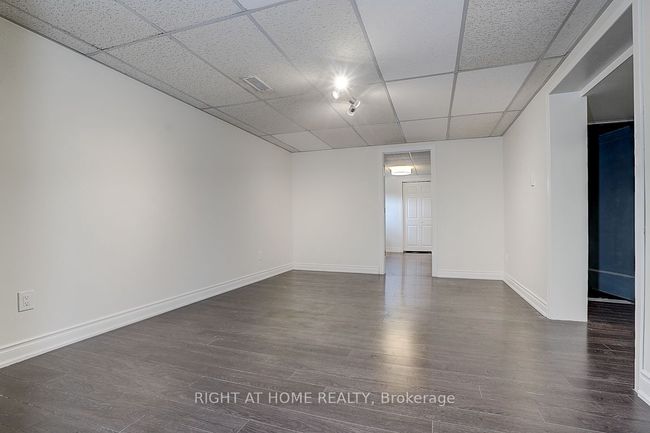 2 Citadel Dr, House other with 3 bedrooms, 2 bathrooms and 2 parking in Scarborough ON | Image 40