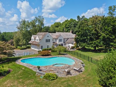 3010 Redding Road, House other with 6 bedrooms, 5 bathrooms and null parking in Fairfield CT | Image 1