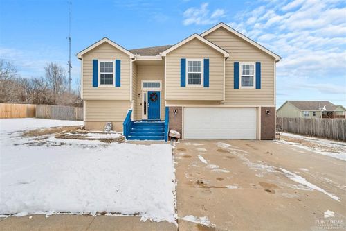 2705 Hackberry Drive, Junction City, KS, 66441 | Card Image