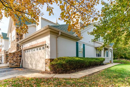 492 Bay Tree Circle, Vernon Hills, IL, 60061 | Card Image