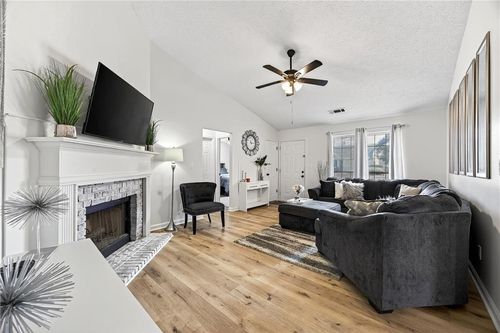 469 Village Cir, Stockbridge, GA, 30281-6448 | Card Image