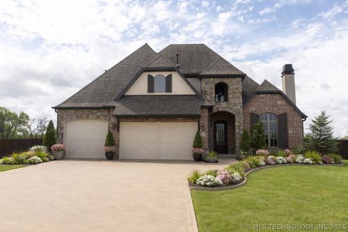 2114 176th St, Mounds, OK, 74047-5489 | Card Image