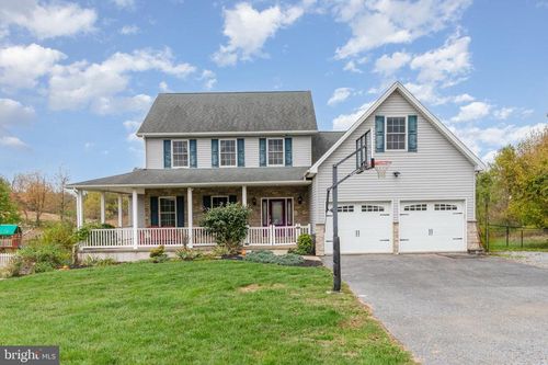 130 Stonehouse Rd, Carlisle, PA, 17015-7413 | Card Image