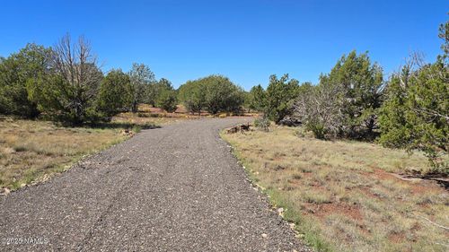 7562 N Buck Ridge Dr, Williams, AZ, 86046-8968 | Card Image