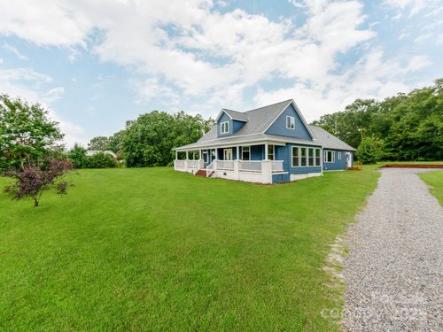 ext-776 S Grove Street Ext, Lincolnton, NC, 28092-7039 | Card Image