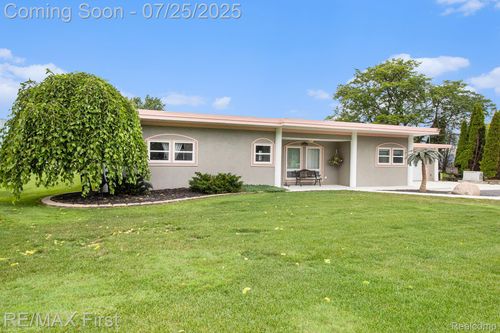 48855 Salt River Dr, Chesterfield, MI, 48047-3460 | Card Image