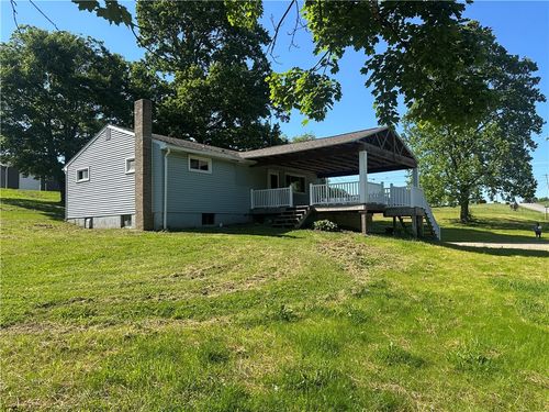 300 Cornetti Rd, Fenelton, PA, 16034-9737 | Card Image