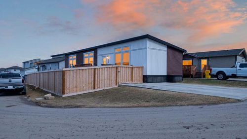 134-11850 84 Ave, Grande Prairie, AB, T8W0M4 | Card Image