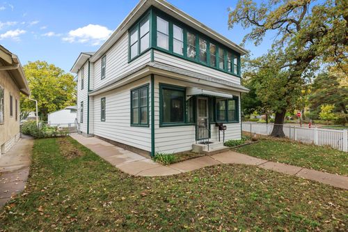 2704 41st Ave S, Minneapolis, MN, 55406-2198 | Card Image