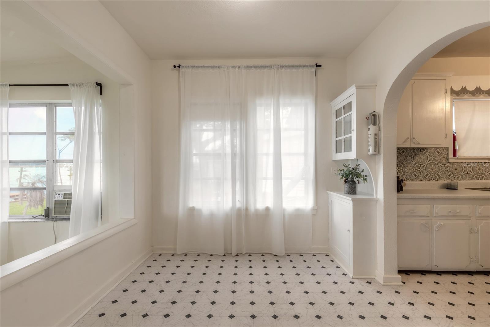 Residential in DAYTONA BEACH 5